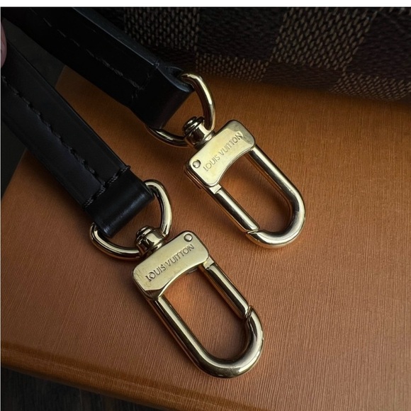 100% Authentic Louis Vuitton Croisette Bag - Picture 10 of 11